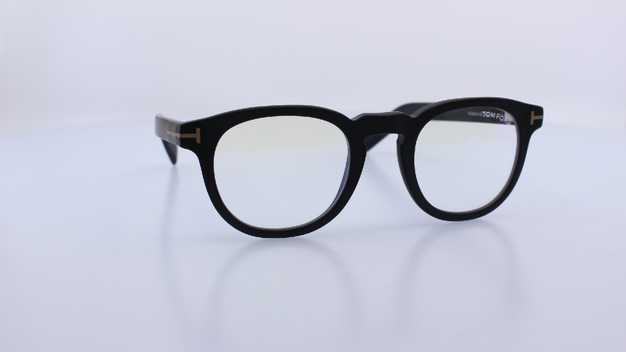 TOM FORD - FEKETE - 5629-B