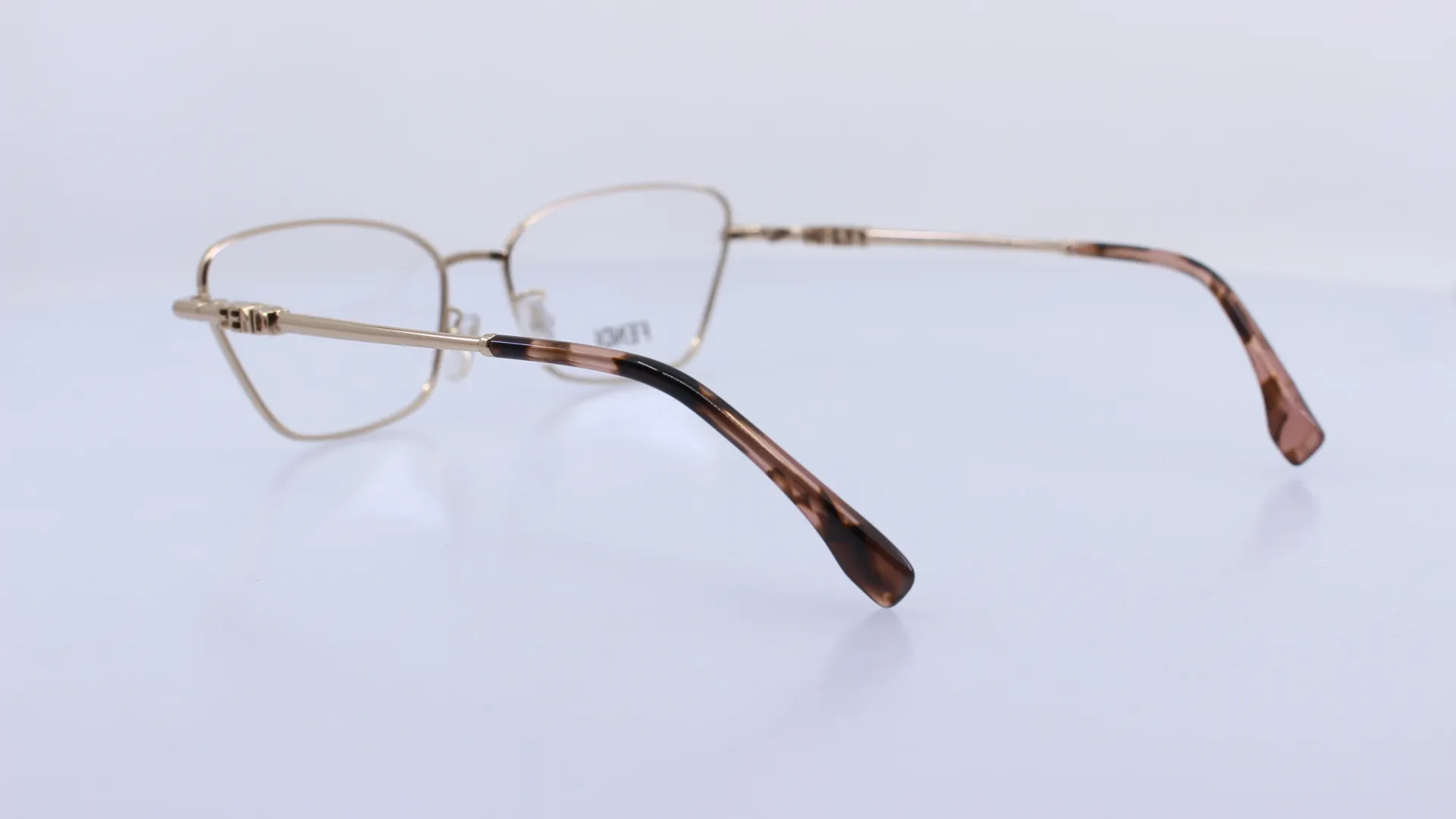 FENDI - ARANY - FE50141U