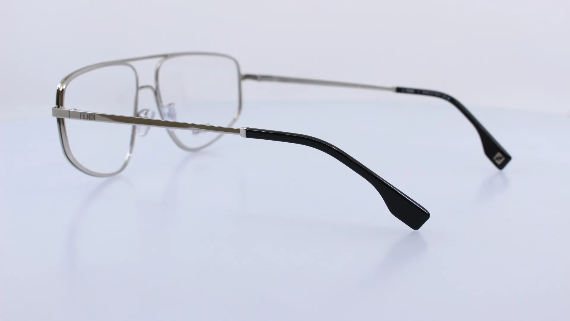 FENDI - EZÜST - FE50088U
