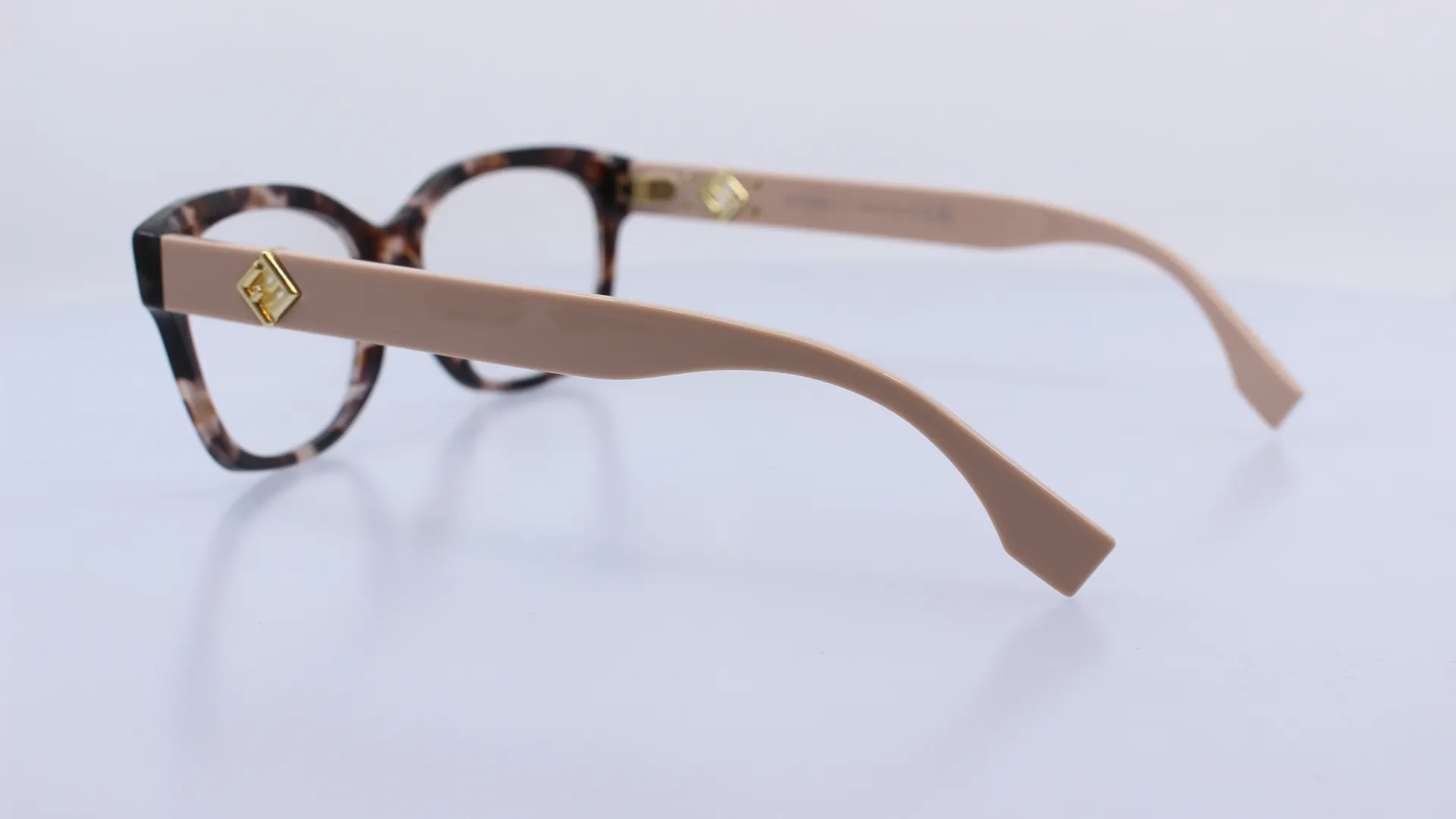FENDI - BARNA - FE50124I
