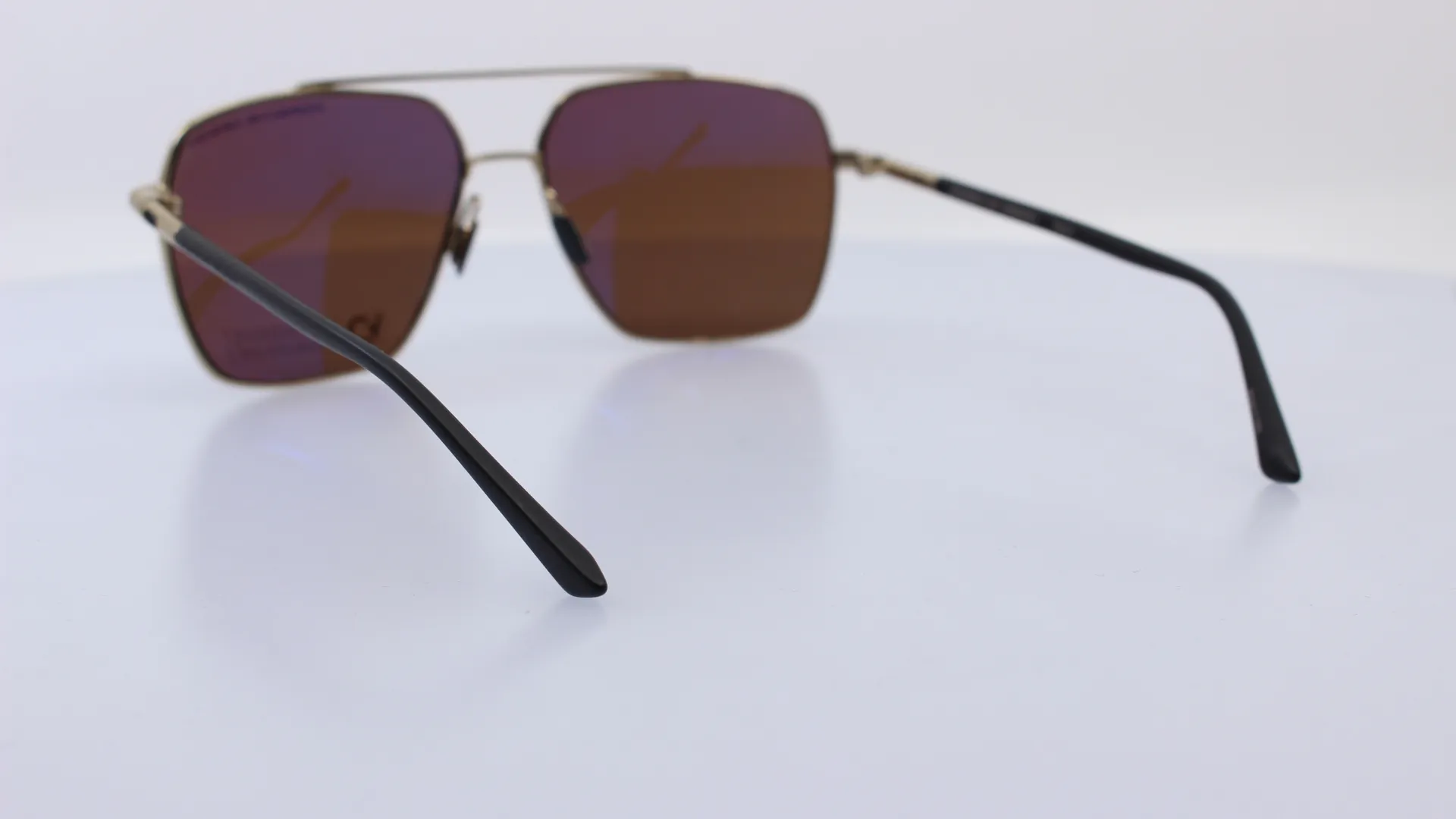 PORSCHE DESIGN - ARANY - 8974