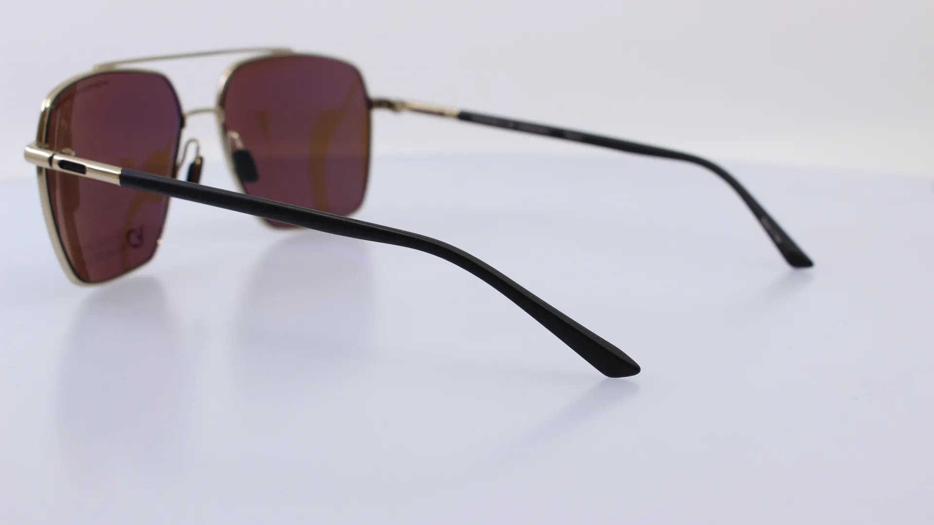 PORSCHE DESIGN - ARANY - 8974