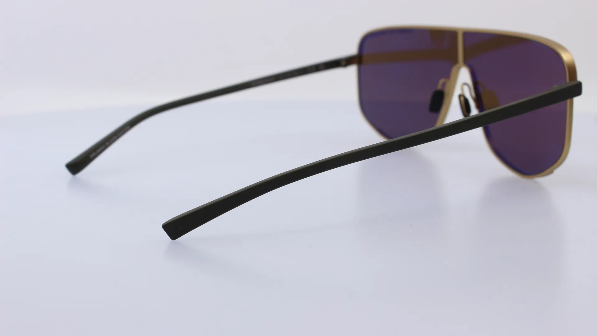 PORSCHE DESIGN - ARANY - 86007