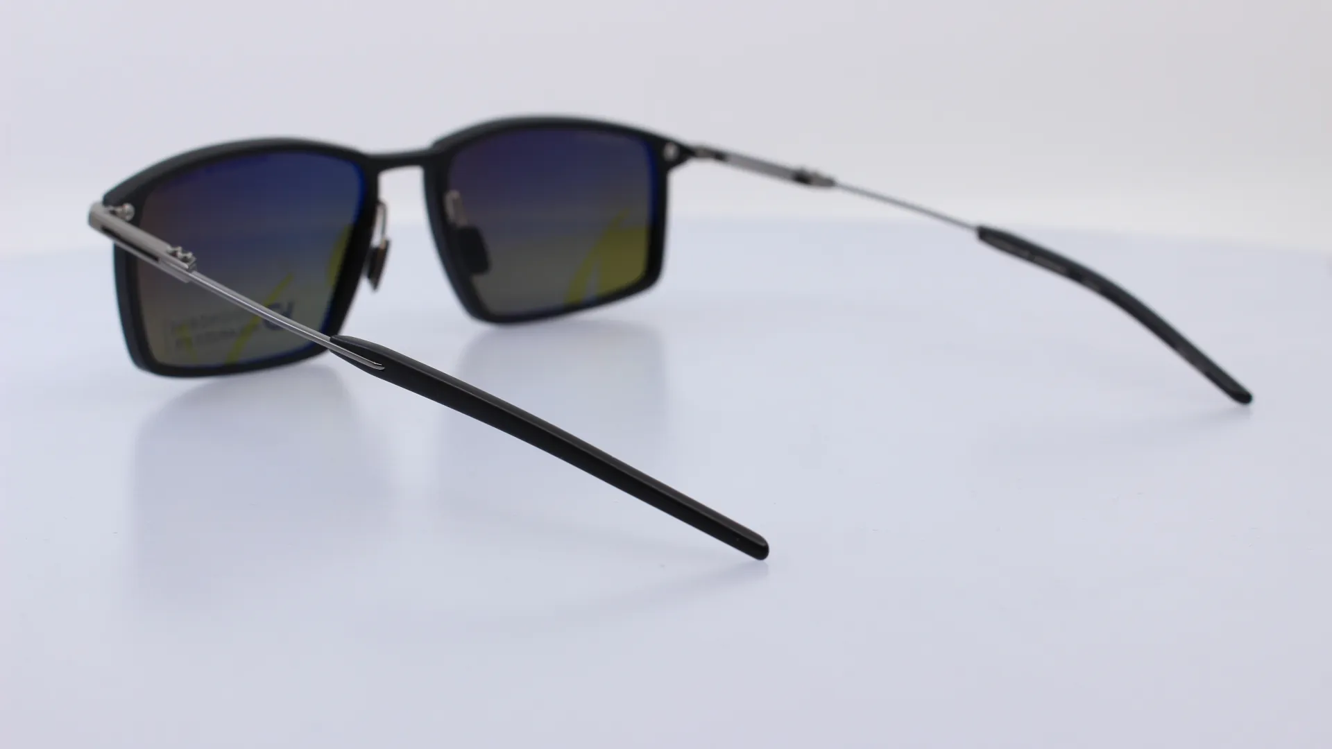PORSCHE DESIGN - ARANY - 86006