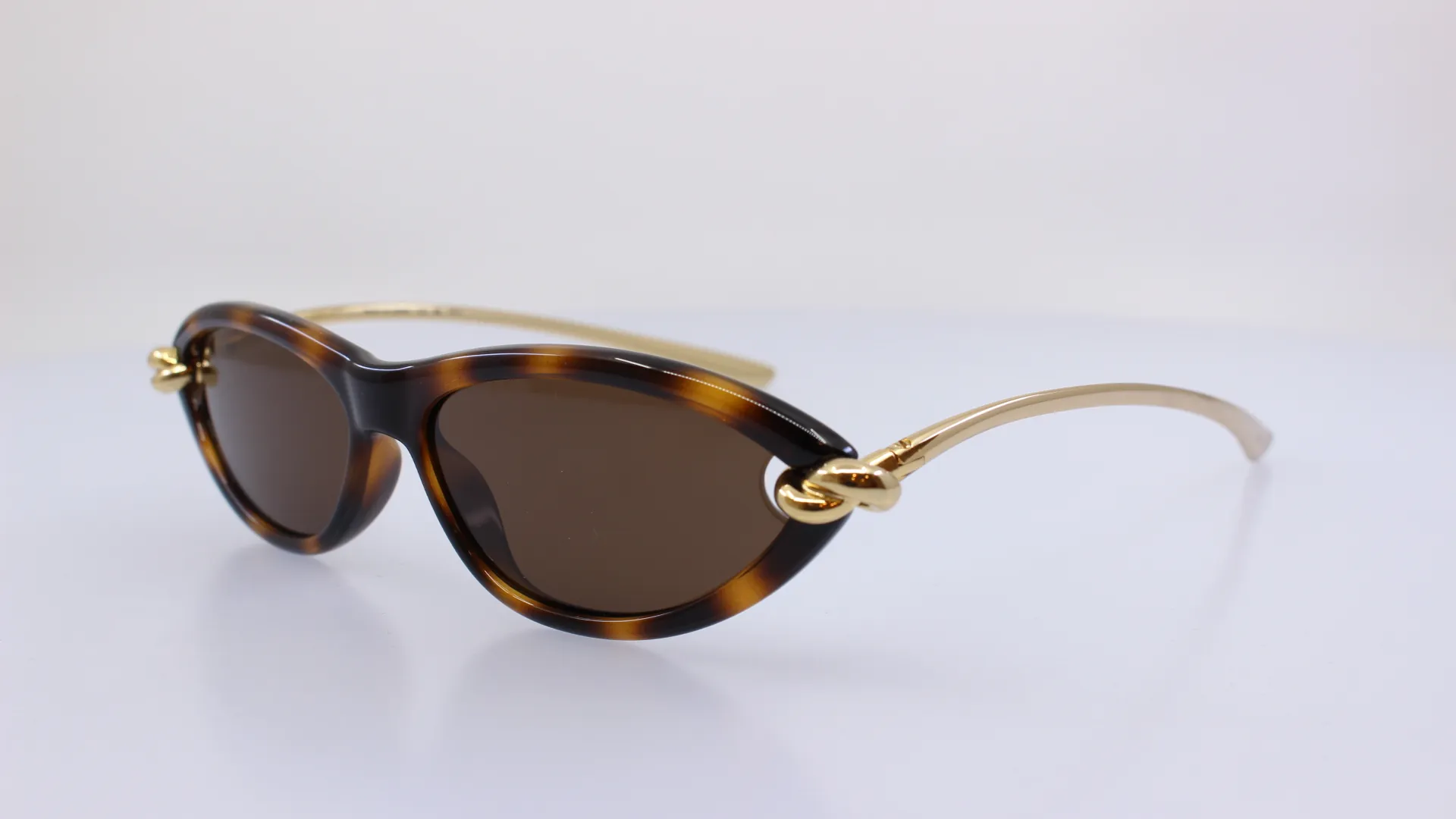 BOTTEGA VENETA - BARNA - BV 1390S