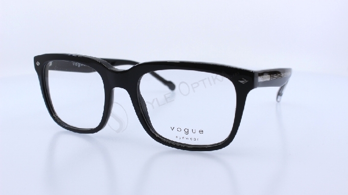 VOGUE - FEKETE - VO5572